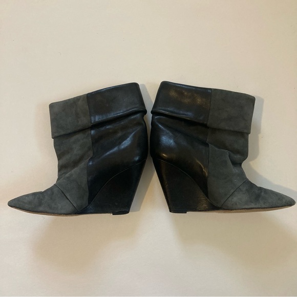 Isabel Marant cuffed leather and suede wedge boots - Picture 5 of 15